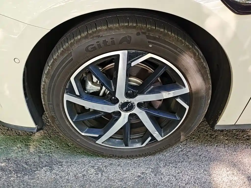 BYD Seal 07 DM-i — миниатюра 23