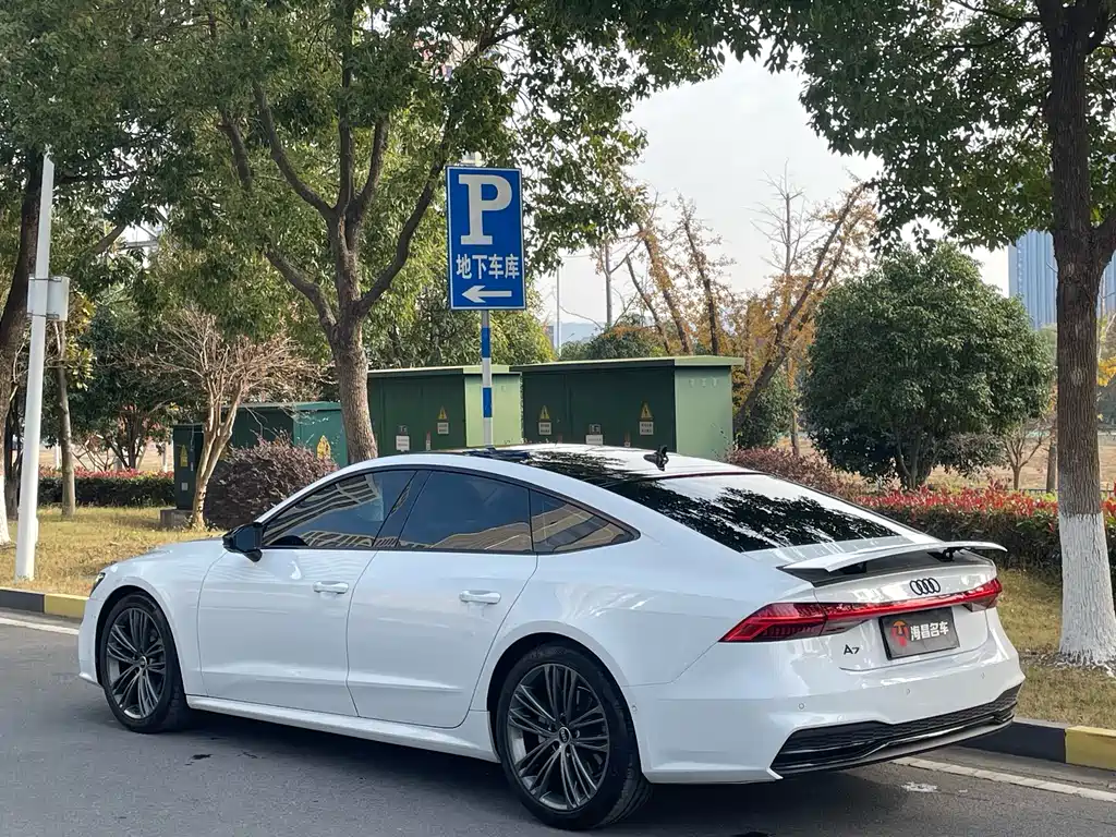 AUDI A7