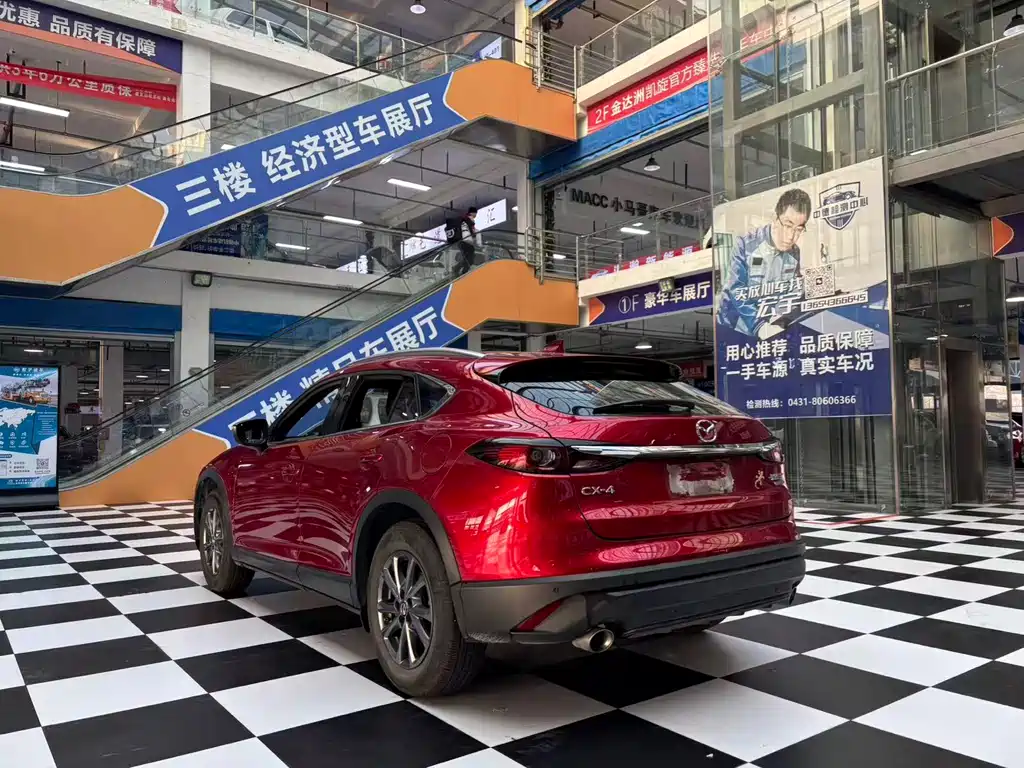 MAZDA CX 4