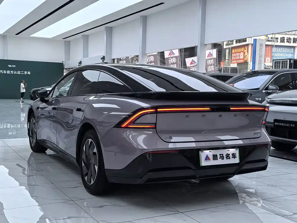 XPeng P7+ — миниатюра 13