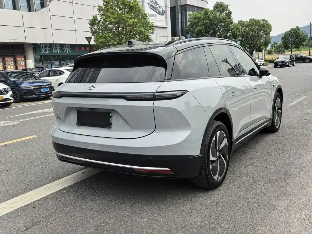 NIO ES6 — миниатюра 5