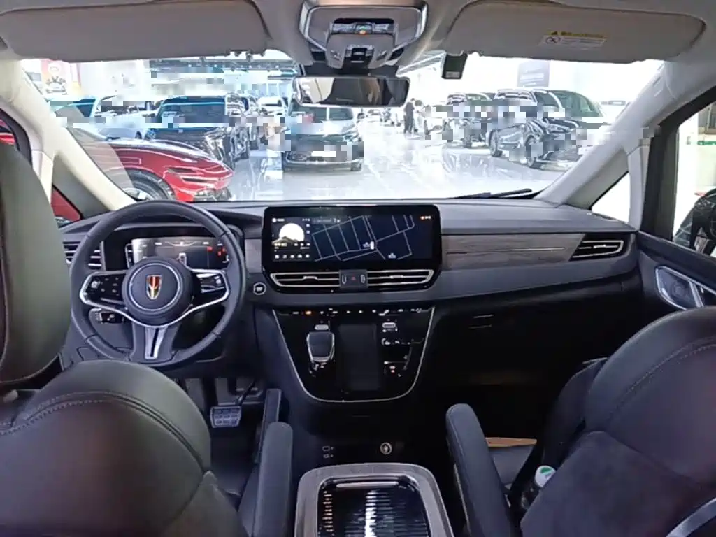 Hongqi Hongqi HQ9 PHEV — миниатюра 10