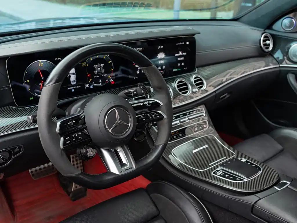 MERCEDES-BENZ E CLASS AMG