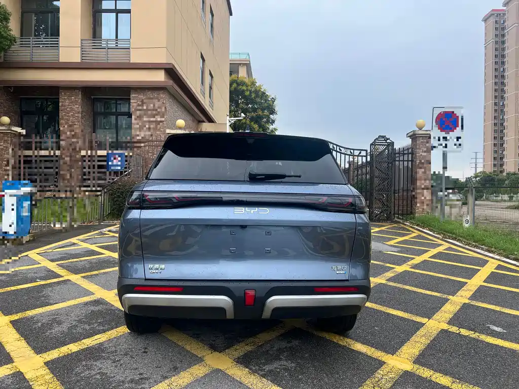 BYD Sealion 07 DM-i — миниатюра 17