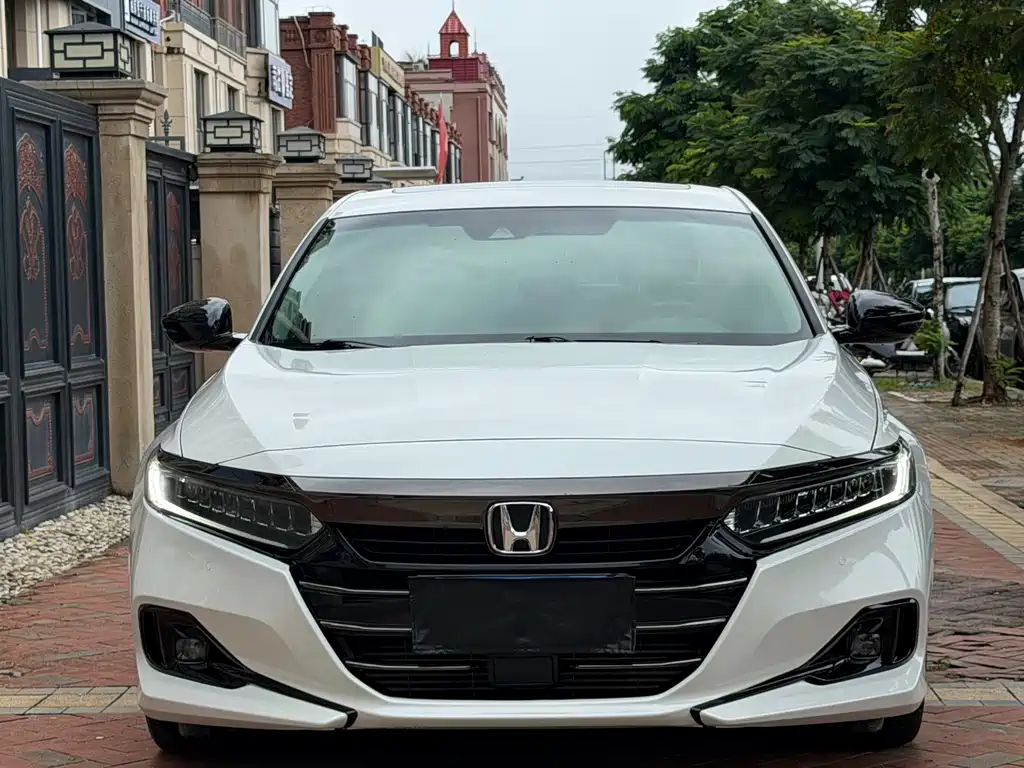 Honda Accord — миниатюра 2