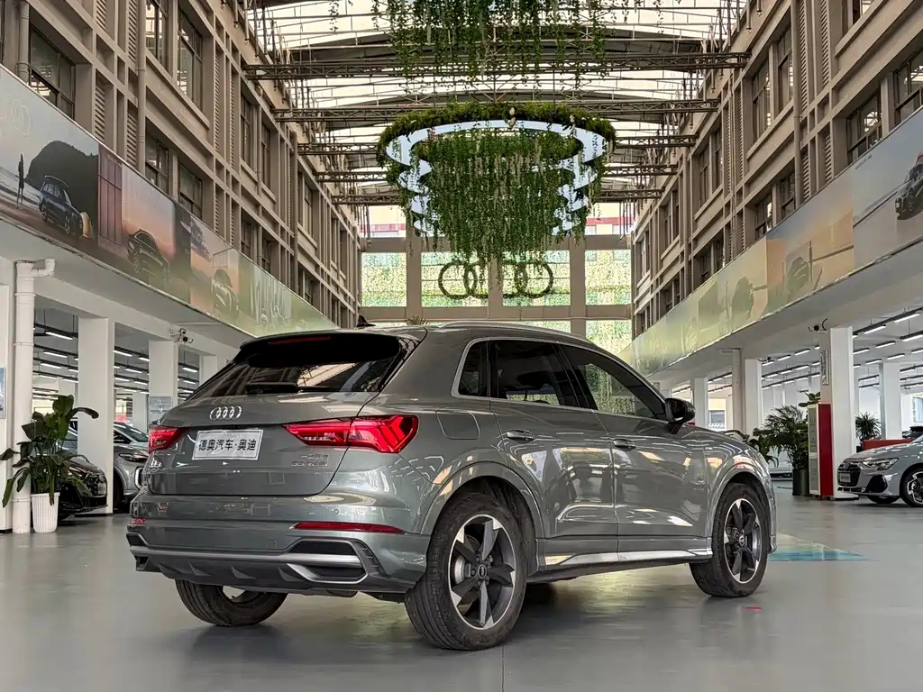 Audi Q3 — миниатюра 5