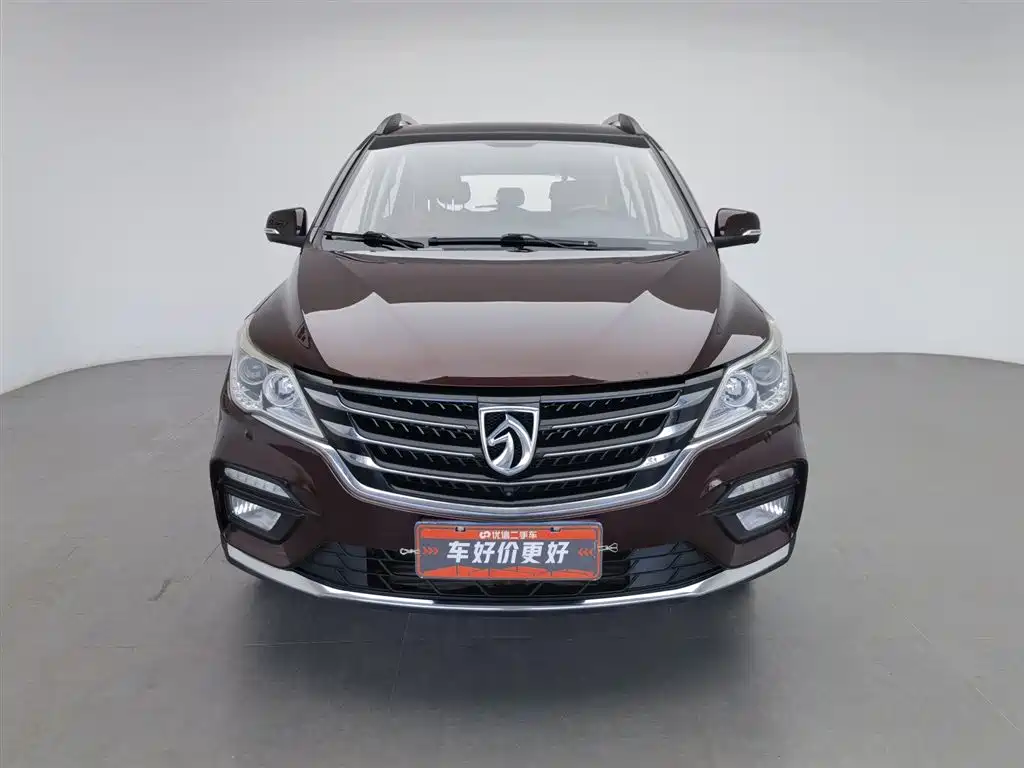 BAOJUN 560
