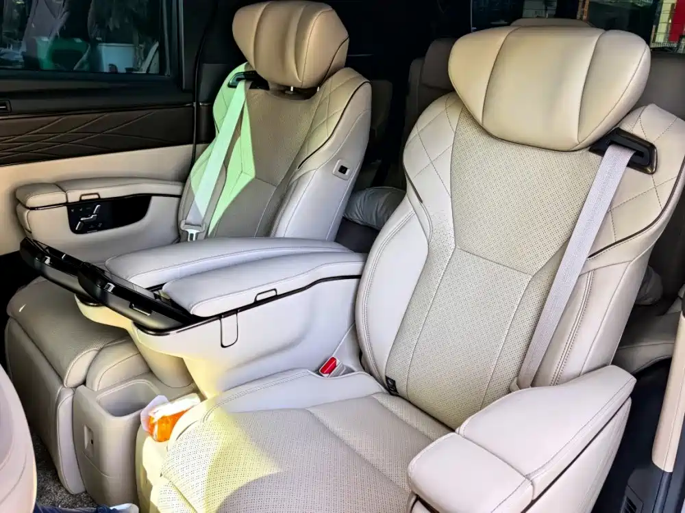 Toyota Vellfire — миниатюра 6