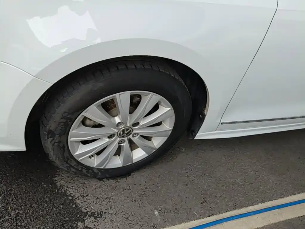 Volkswagen Sagitar — миниатюра 23