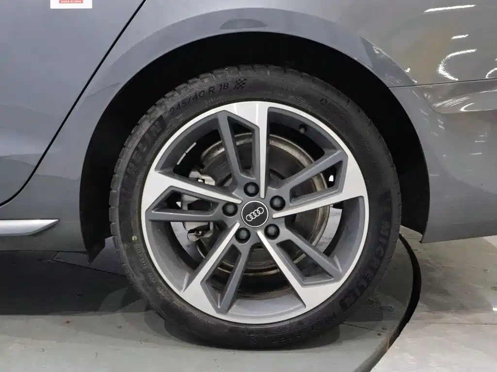 Audi A4L — миниатюра 21