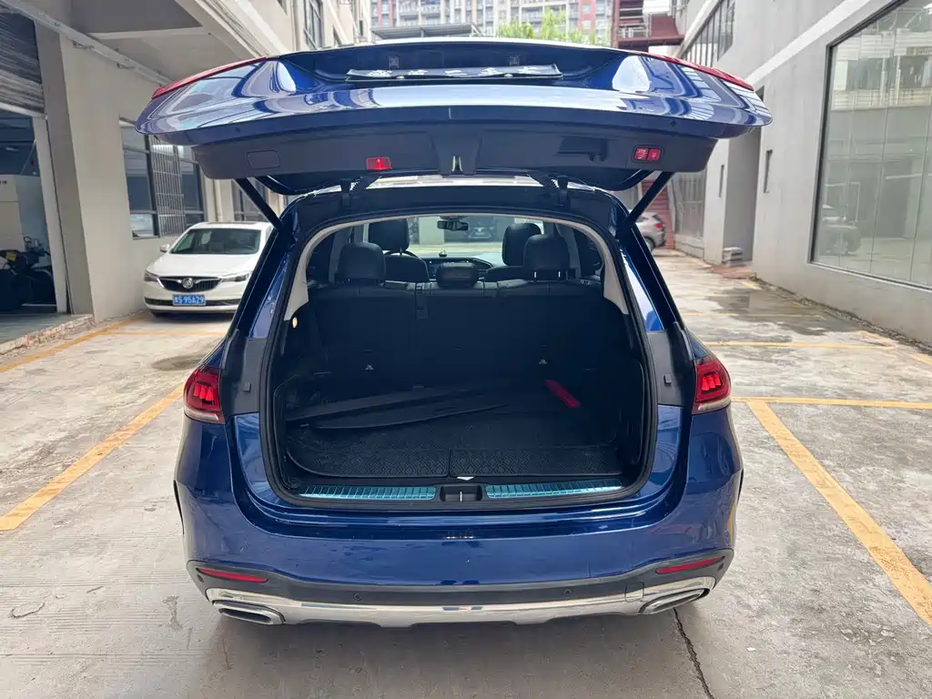 Mercedes-Benz GLE (Import) — миниатюра 15