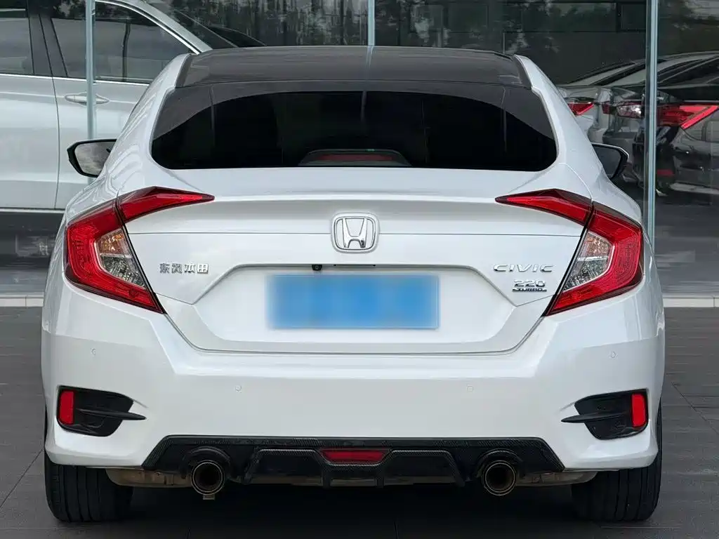 Honda Civic — миниатюра 5