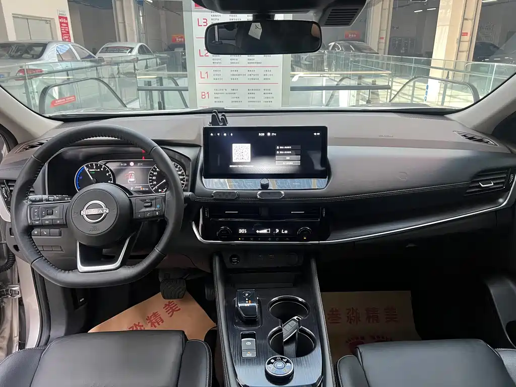 Nissan X-Trail — миниатюра 4