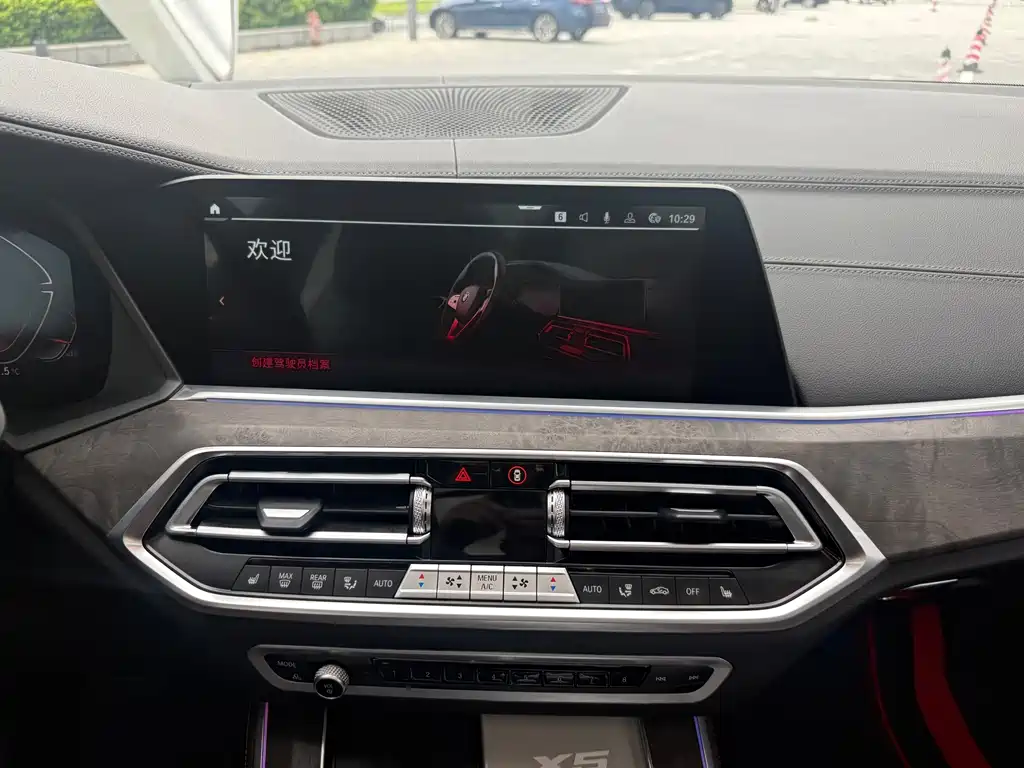 BMW X5 — миниатюра 17
