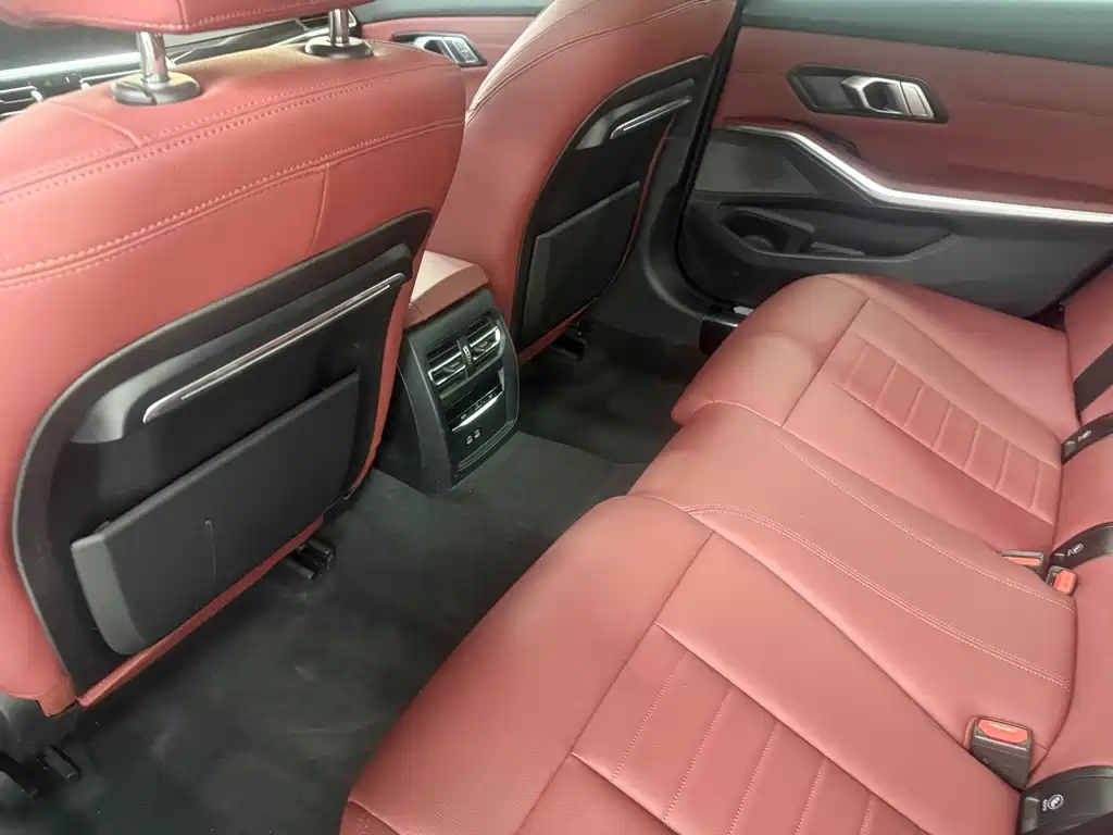 BMW 3 Series — миниатюра 11
