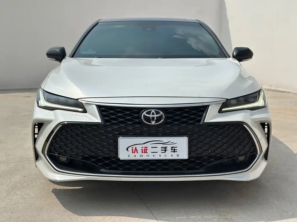 Toyota Avalon — миниатюра 2