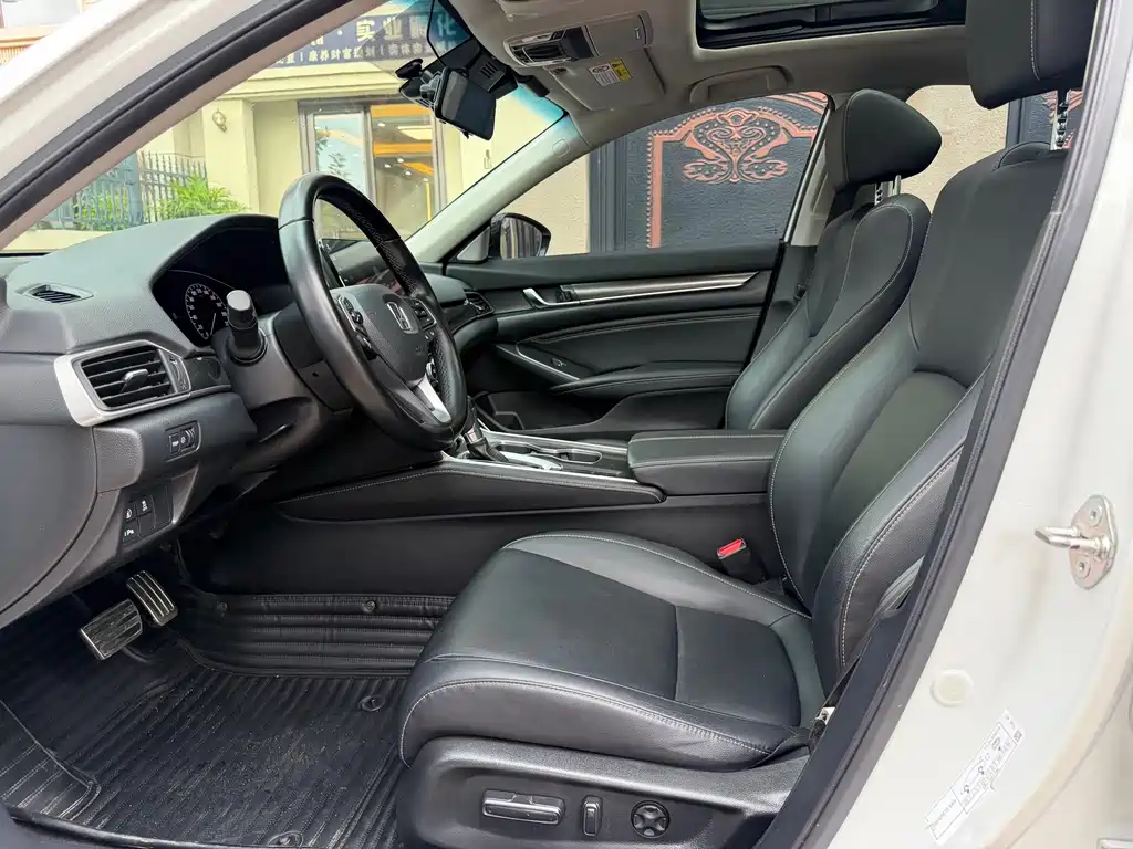 Honda Accord — миниатюра 4