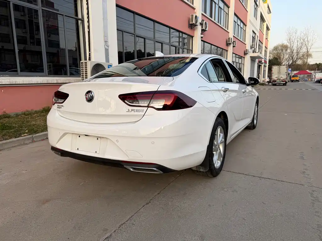 Buick Regal — миниатюра 17