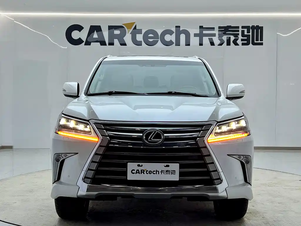 Lexus LX — миниатюра 3