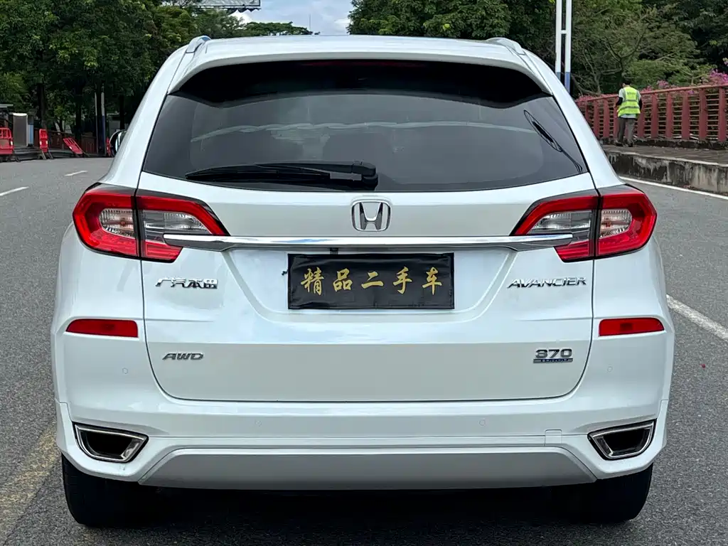 Honda Avancier — миниатюра 5