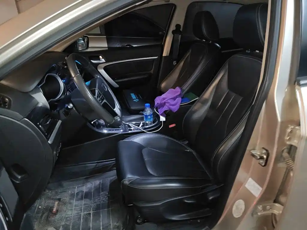 Geely Emgrand — миниатюра 16