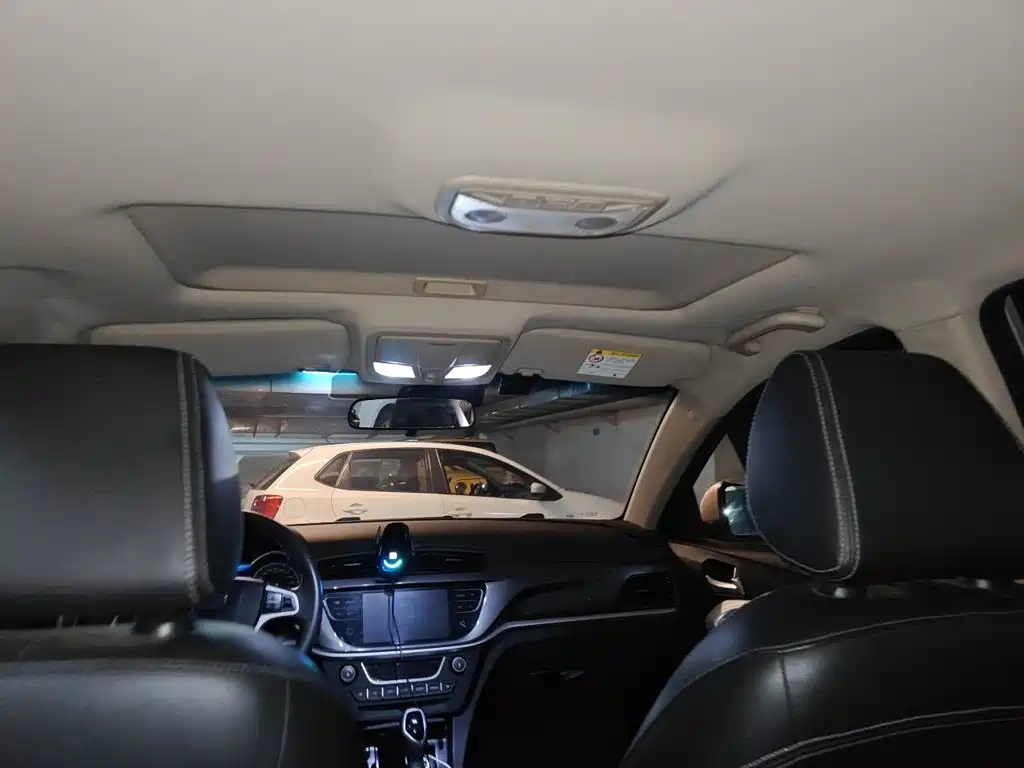 Geely Emgrand — миниатюра 19