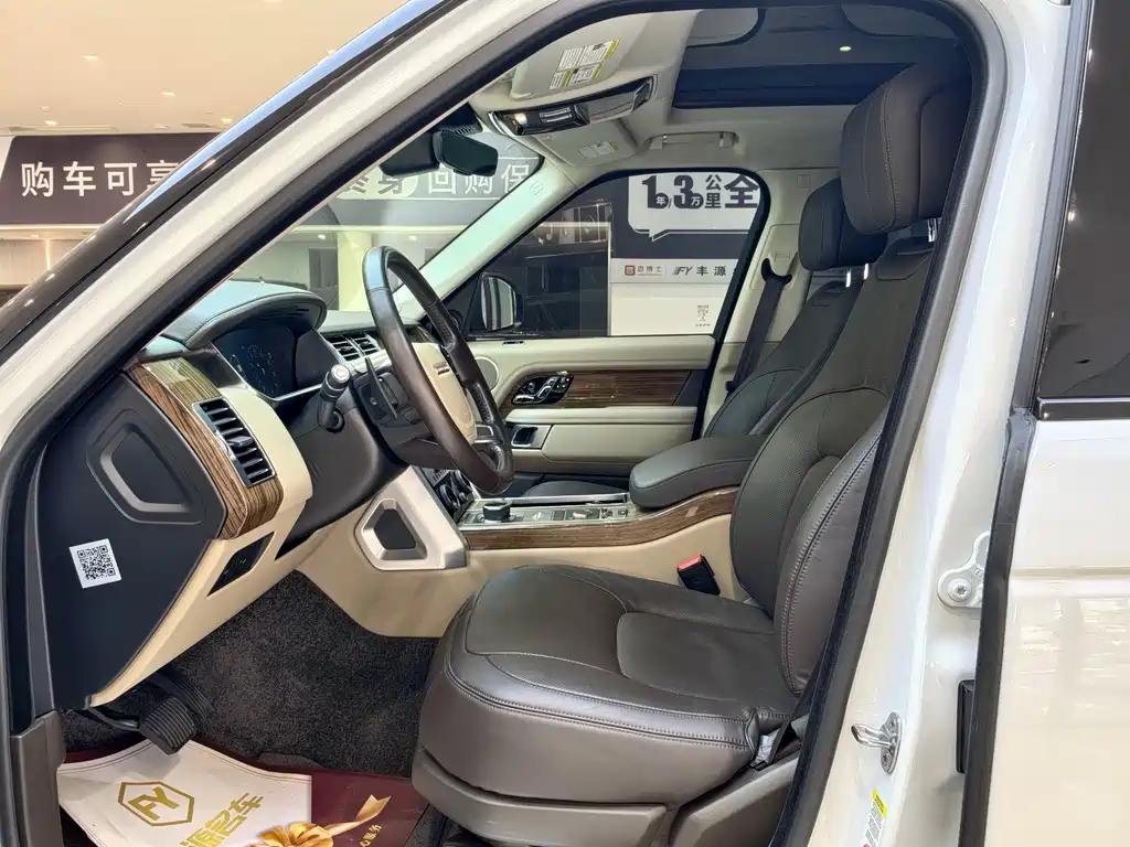 Land Rover Range Rover — миниатюра 6