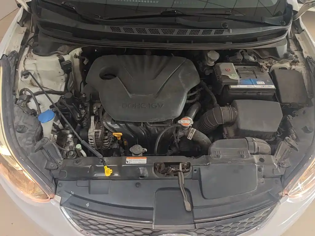 Hyundai Elantra Langdong — миниатюра 20
