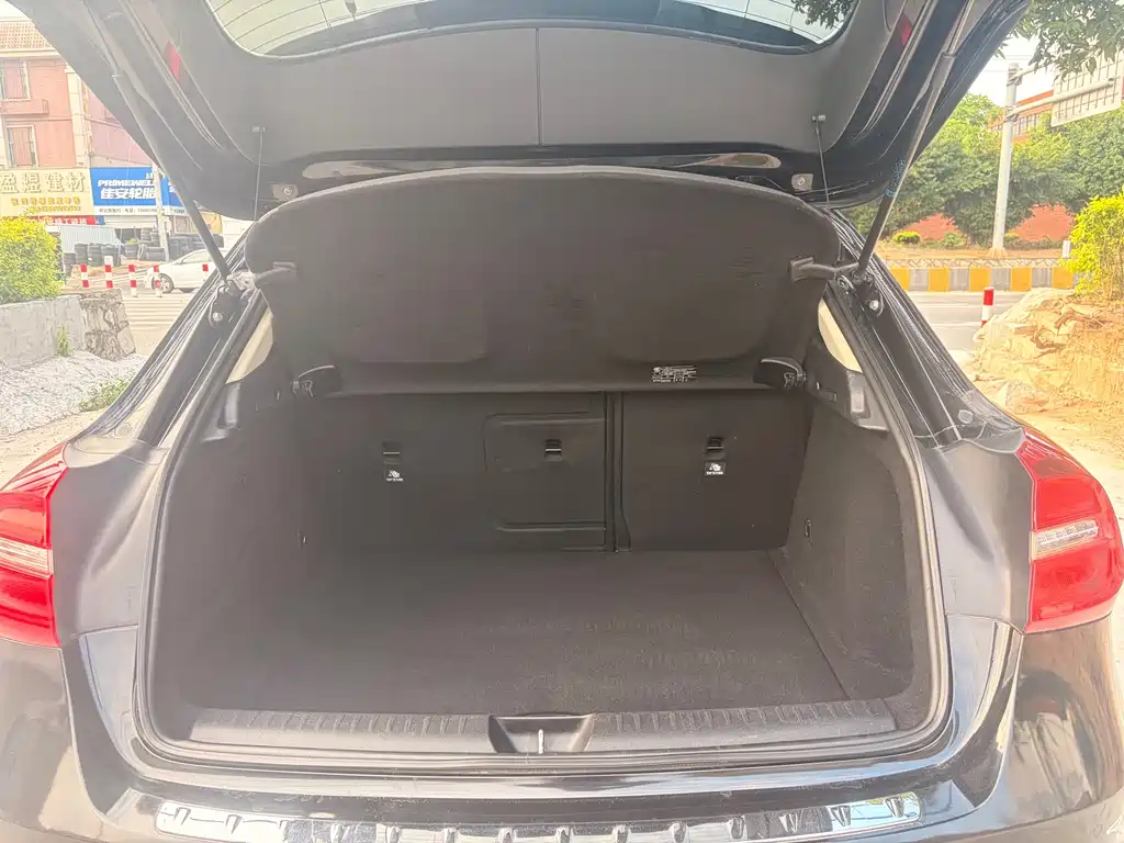 Mercedes-Benz GLA — миниатюра 14