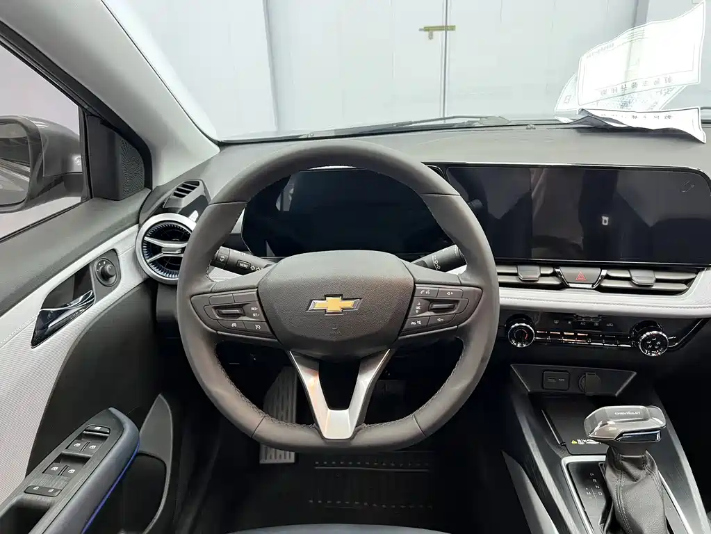 Chevrolet Monza — миниатюра 10