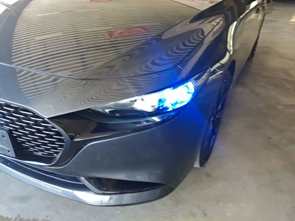 Mazda 3 Axela — миниатюра 24