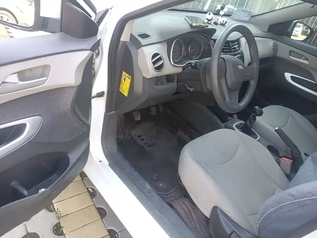 Chevrolet Sail — миниатюра 21