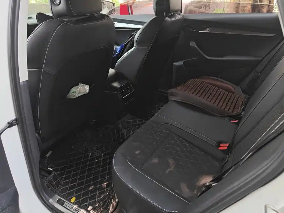 Skoda Karoq — миниатюра 11