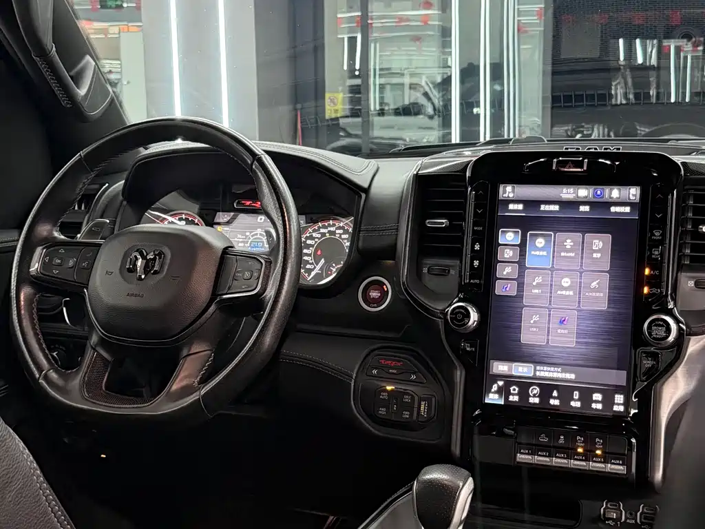 Ram Trucks 2023 6.2T AT