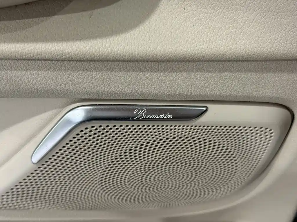 Mercedes-Benz V-Class — миниатюра 11