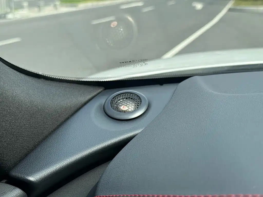 Jaguar XEL — миниатюра 11