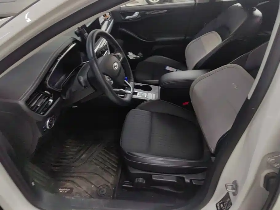 Ford Focus — миниатюра 9