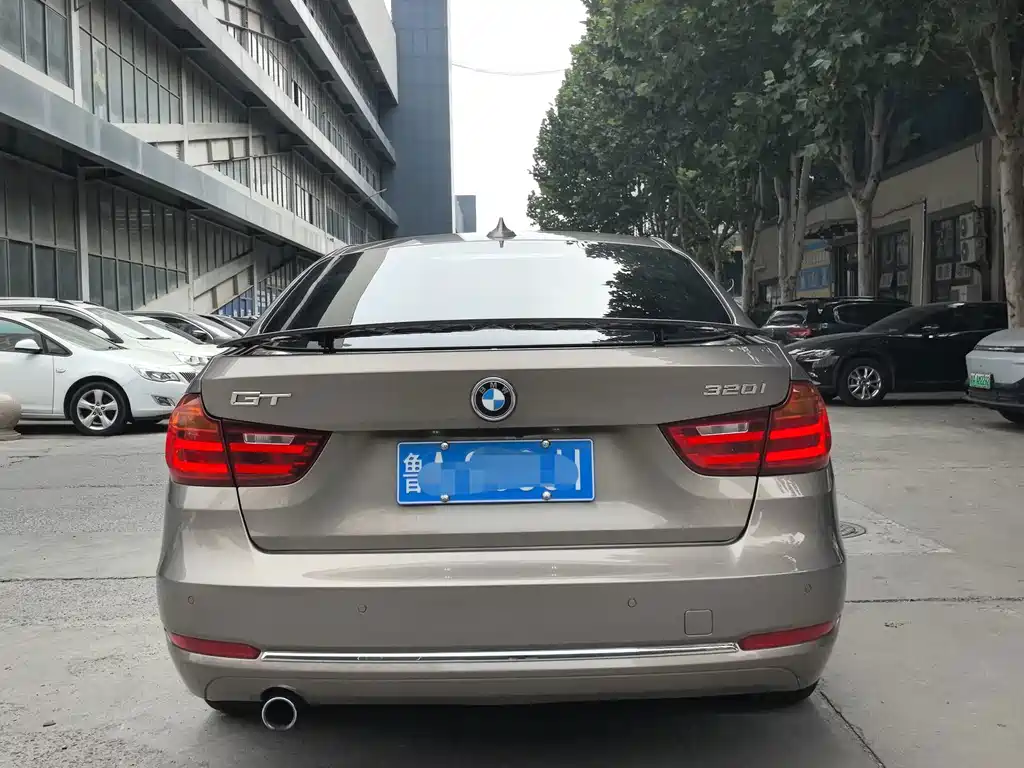 BMW 3 Series GT — миниатюра 9