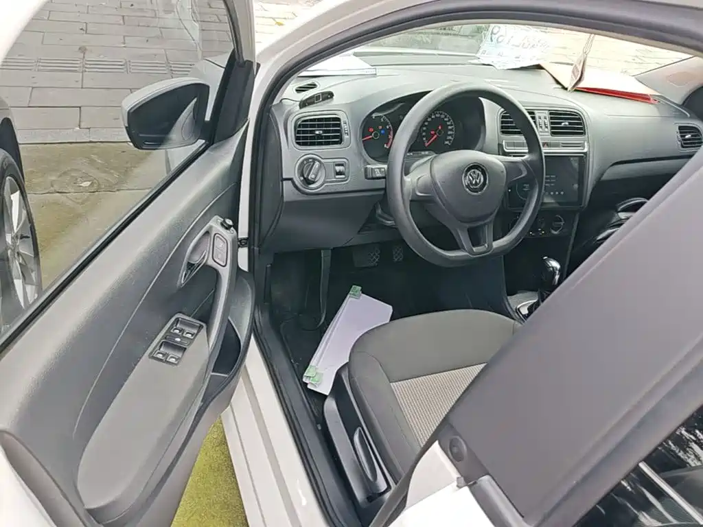 Volkswagen Polo — миниатюра 16