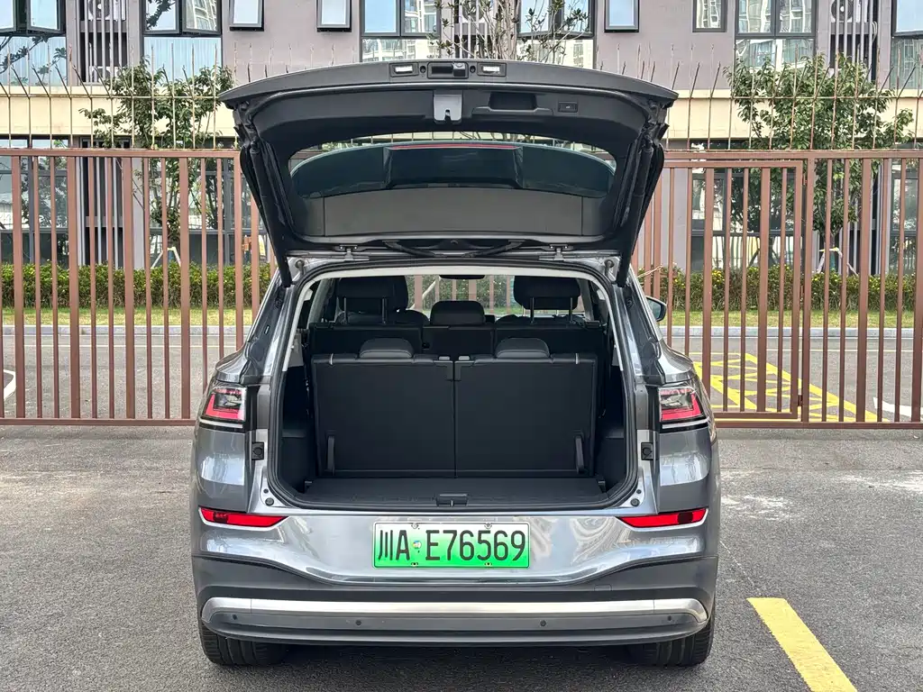 Volkswagen ID.6 X — миниатюра 19