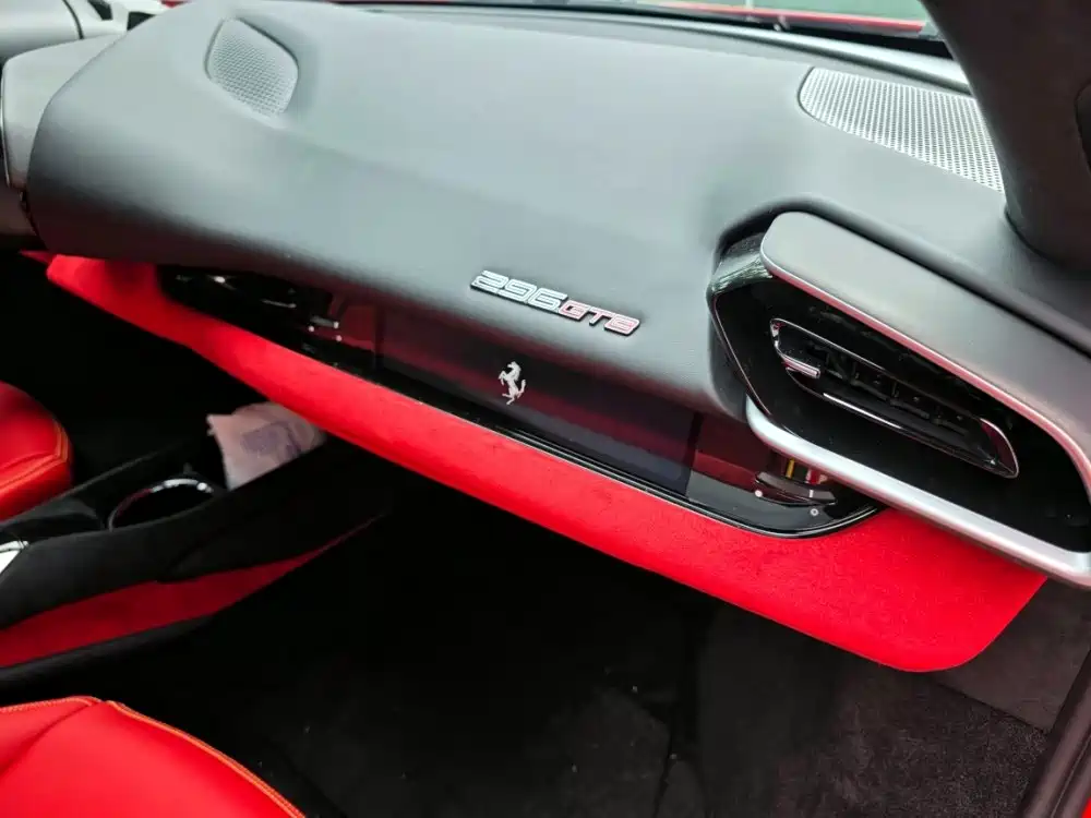 Ferrari 296 — миниатюра 9