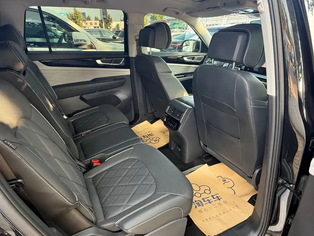 Volkswagen Teramont — миниатюра 6