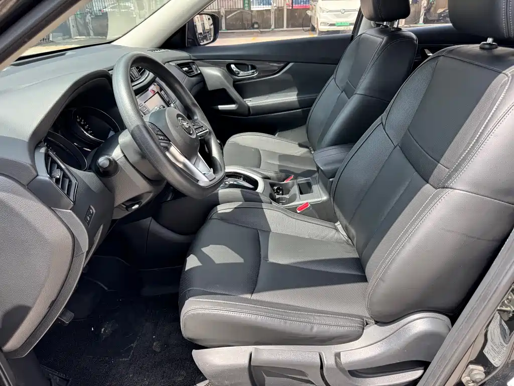 Nissan X-Trail — миниатюра 5
