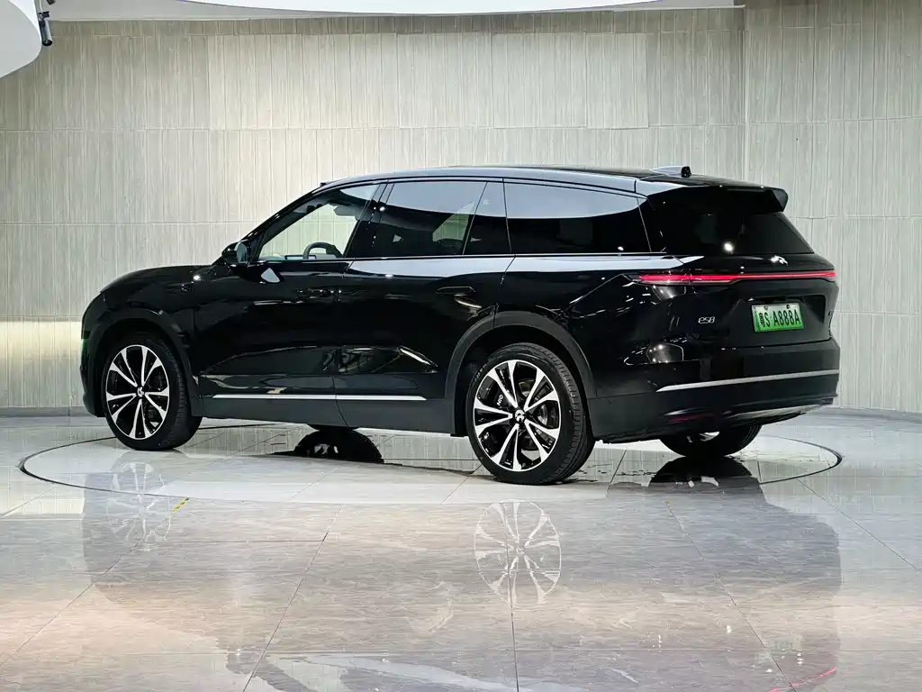NIO ES8 2024 100kWh