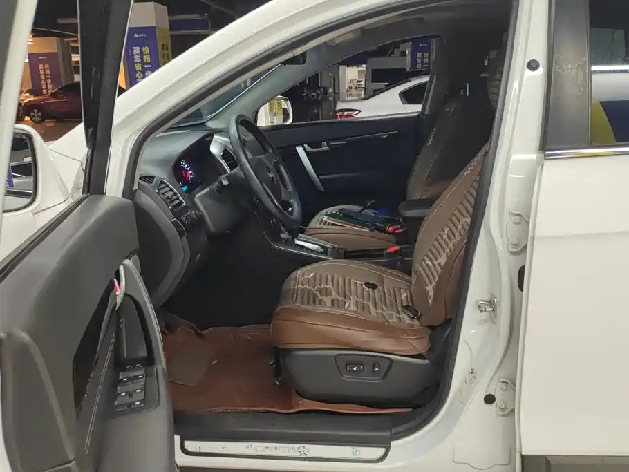 Chevrolet Captiva — миниатюра 9