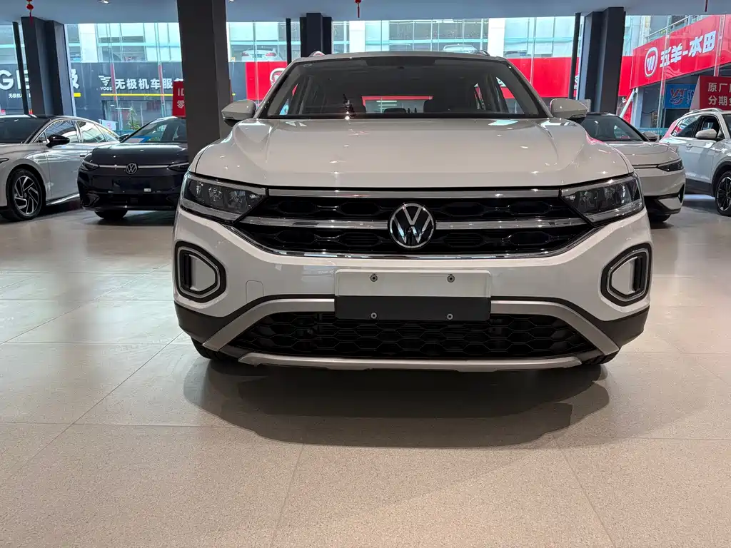 Volkswagen T-Roc — миниатюра 3