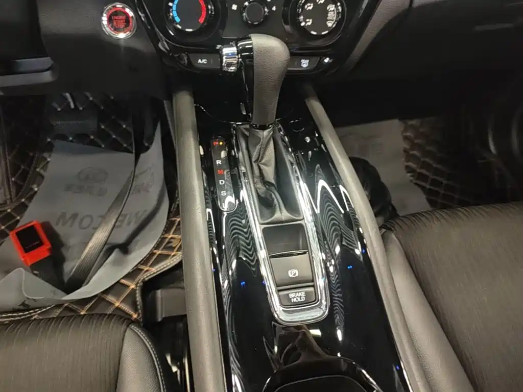 Honda Vezel — миниатюра 14