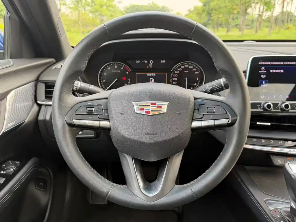 Cadillac CT4 — миниатюра 16