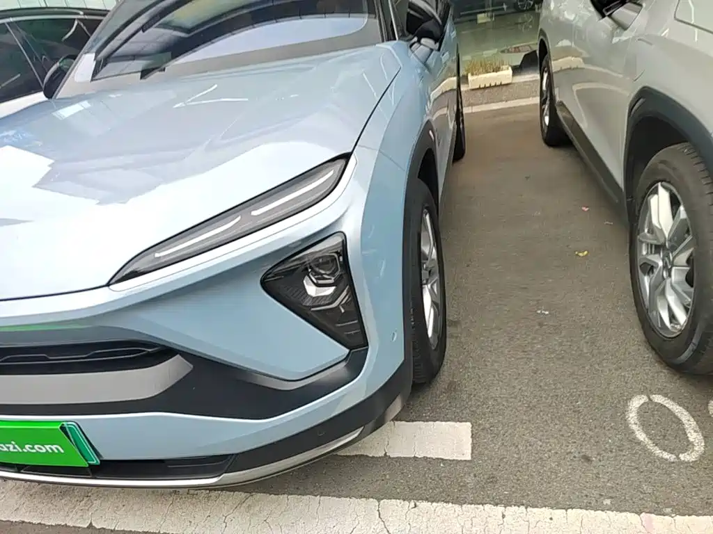 NIO ES6 — миниатюра 24