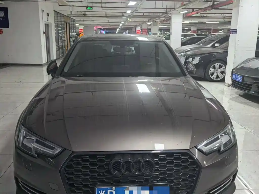 Audi A4L — миниатюра 2